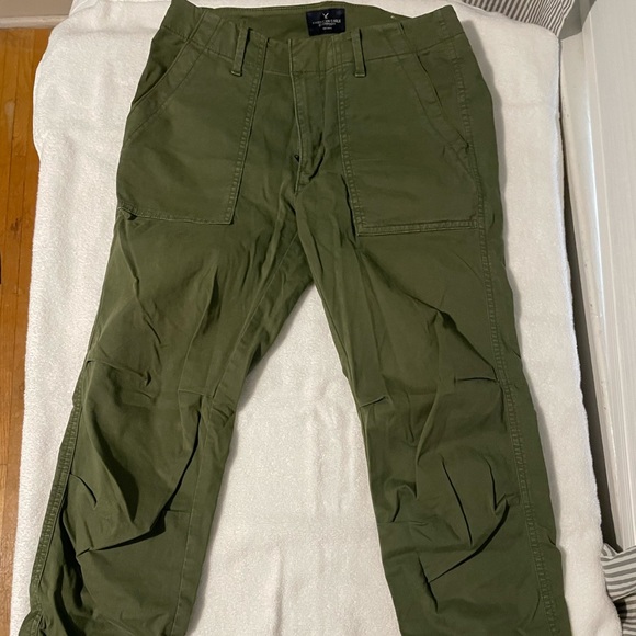 American eagle cargo pants - size 0 - army green - Picture 2 of 2